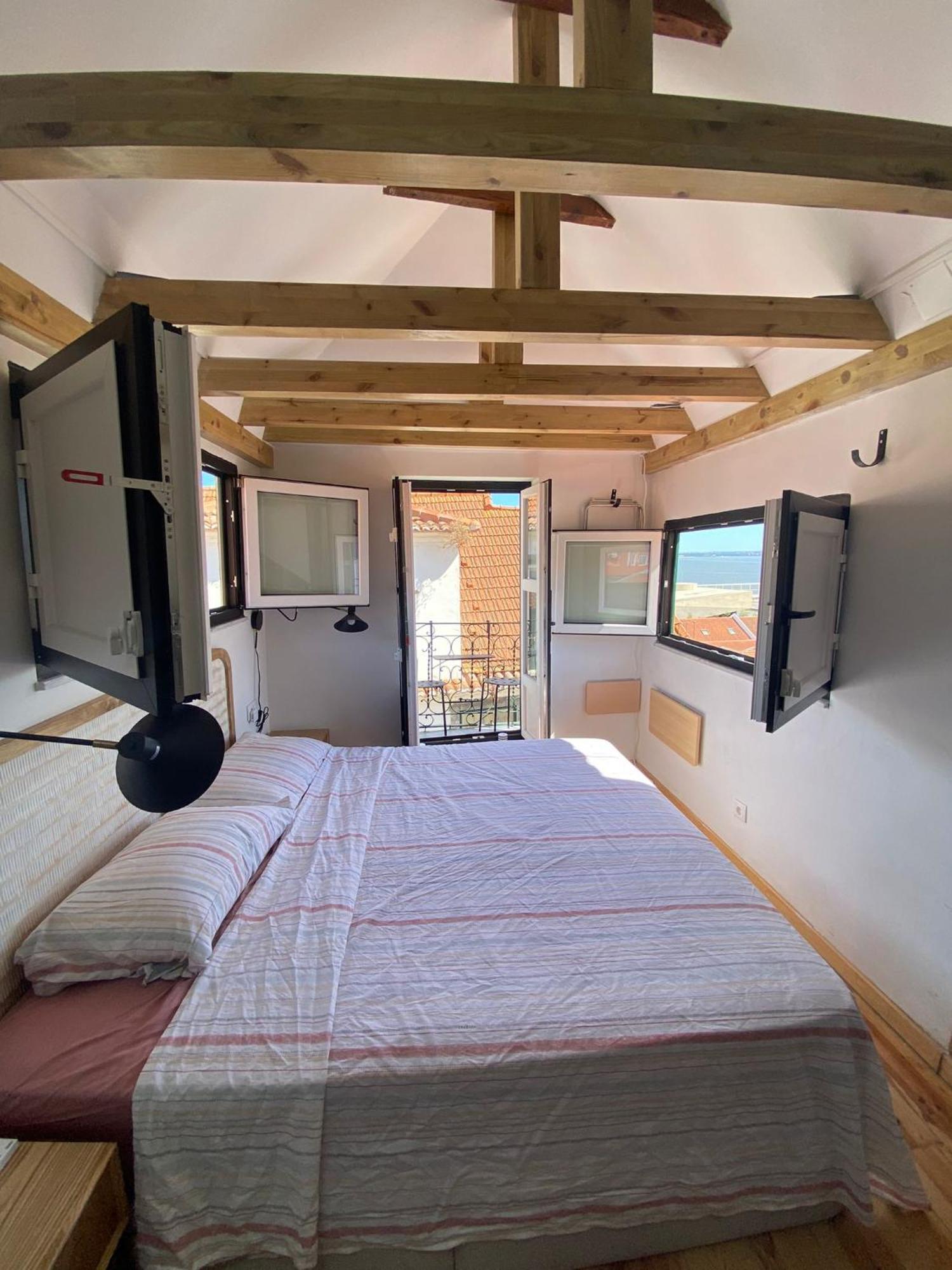 Duplex T2 Em Alfama Apartment