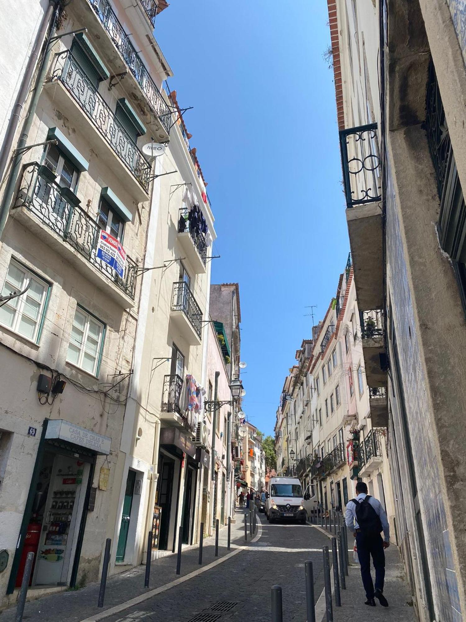Apartment Duplex T2 Em Alfama